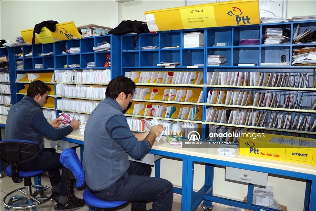 Türkiye'nin posta ağı PTT 182 yaşında