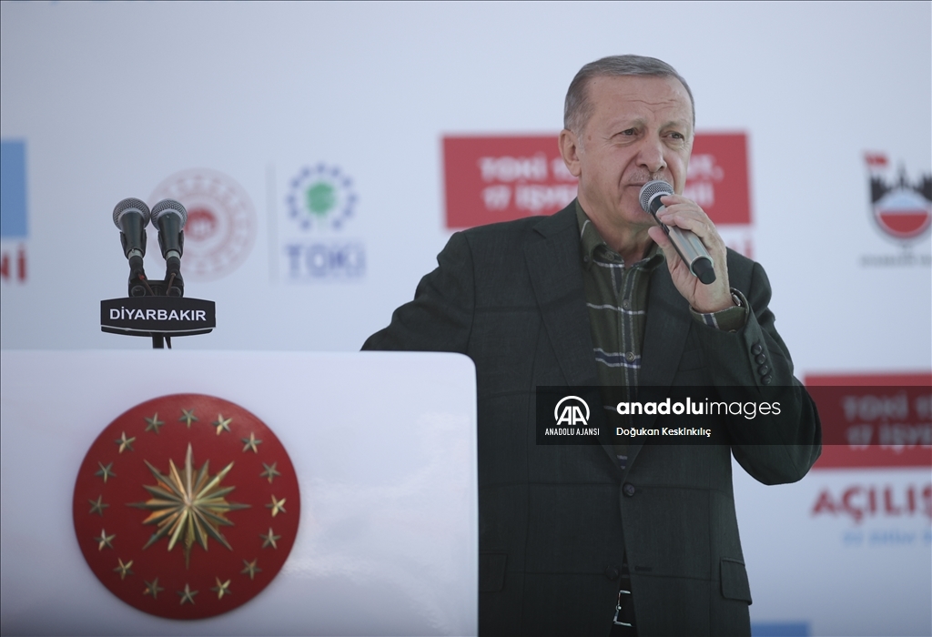 Cumhurbaşkanı Recep Tayyip Erdoğan, Diyarbakır'da