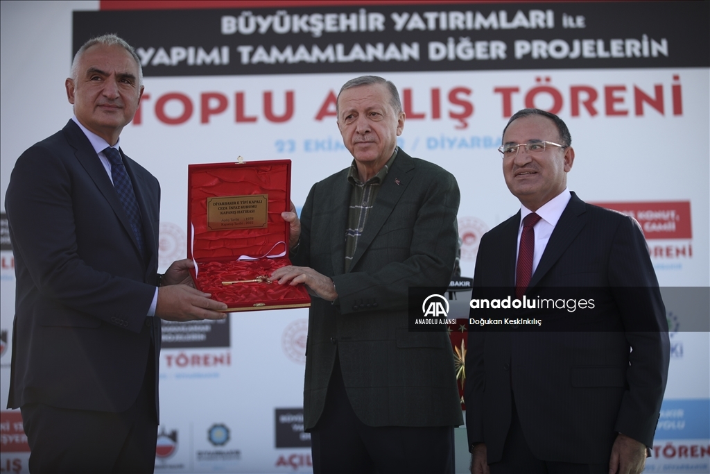 Cumhurbaşkanı Recep Tayyip Erdoğan, Diyarbakır'da