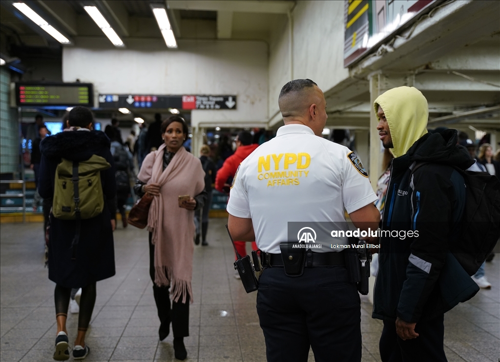 New York metrosunda artan suç oranları nedeniyle güvenlik önlemleri artırıldı