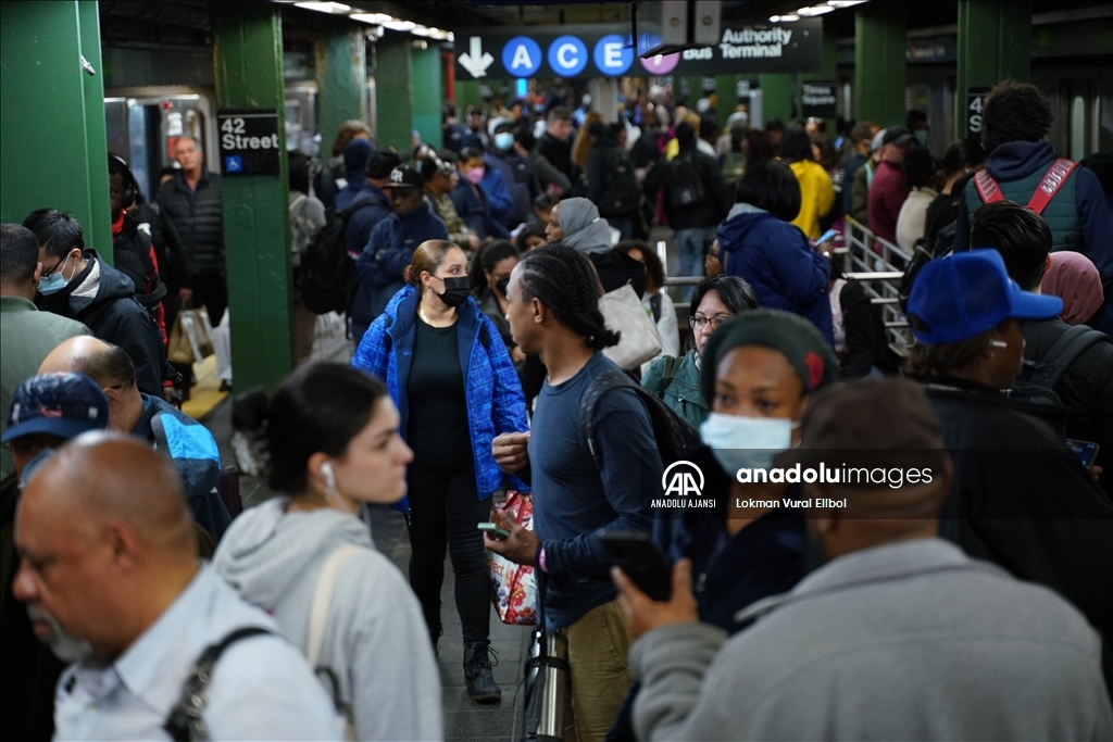 New York metrosunda artan suç oranları nedeniyle güvenlik önlemleri artırıldı