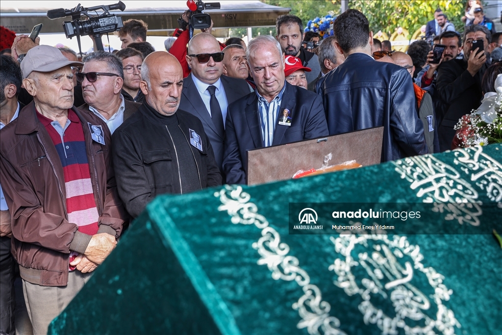 Halit Kıvanç son yolculuğuna uğurlandı