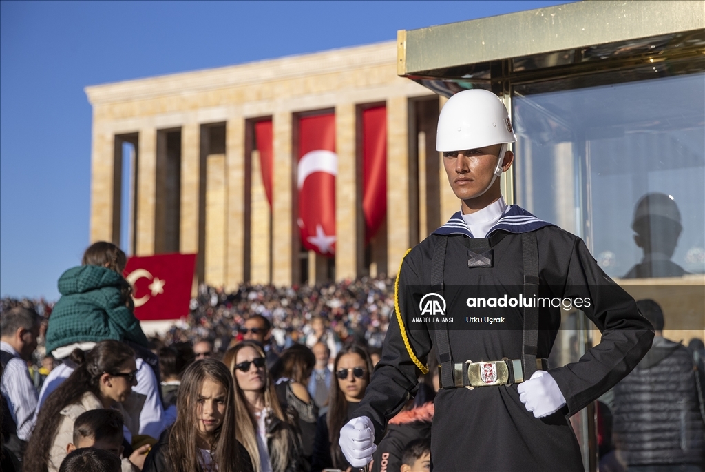 Anıtkabir'de 29 Ekim Cumhuriyet Bayramı coşkusu