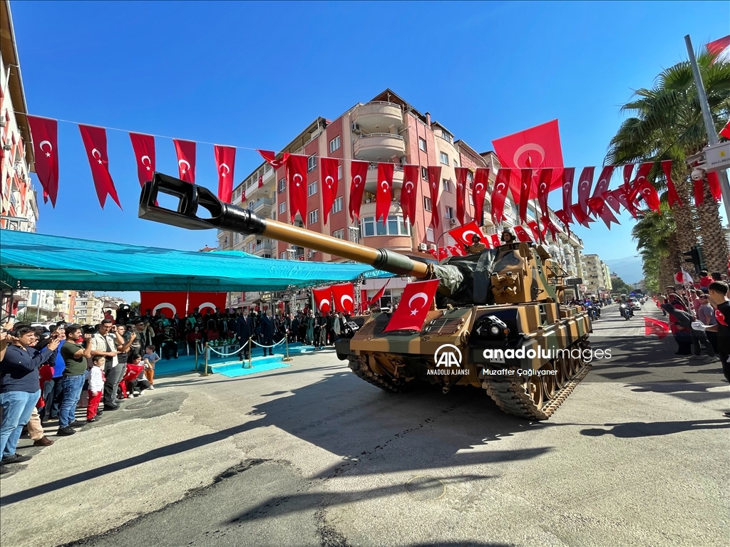 29 Ekim Cumhuriyet Bayramı kutlanıyor
