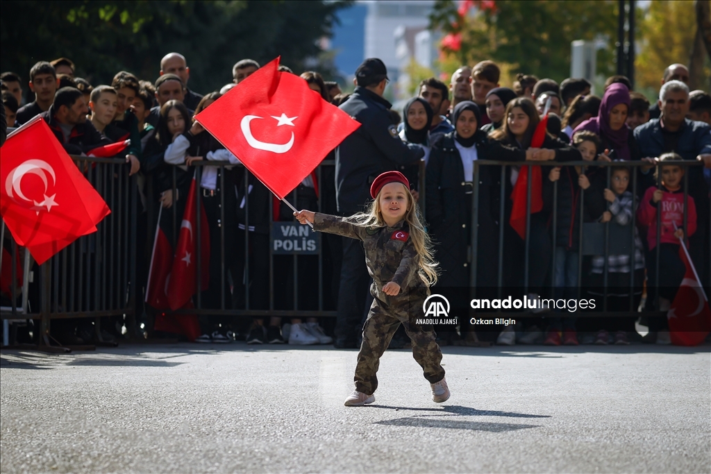 29 Ekim Cumhuriyet Bayramı kutlanıyor