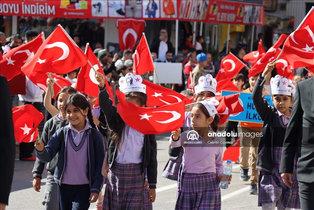29 Ekim Cumhuriyet Bayramı kutlanıyor