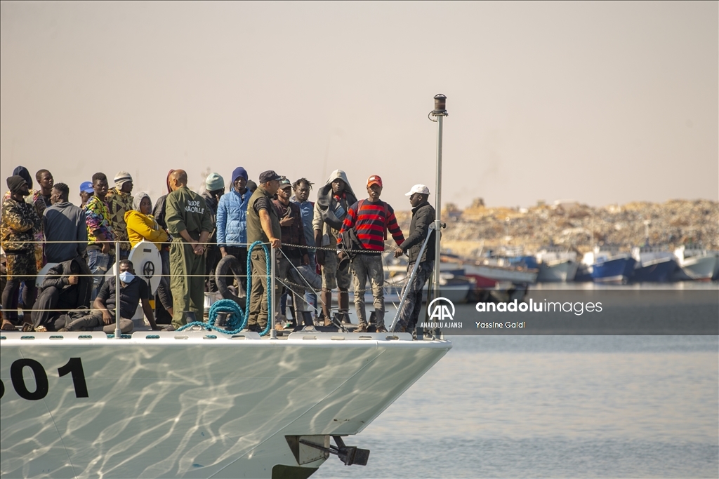 Tunus'ta düzenlenen operasyonda yasa dışı göç girişimi engellendi