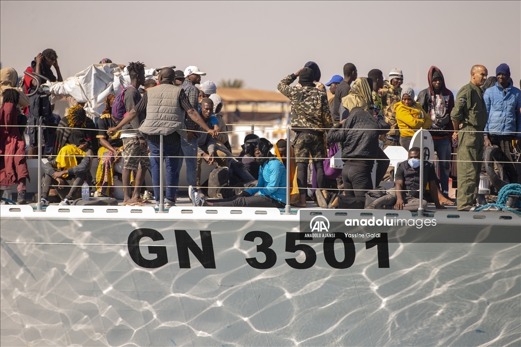 Tunus'ta düzenlenen operasyonda yasa dışı göç girişimi engellendi