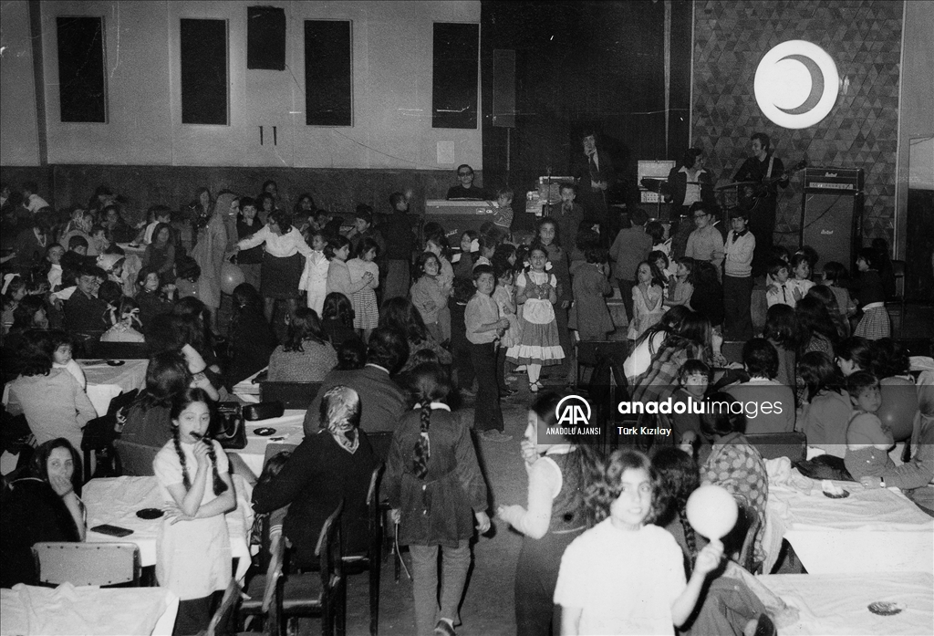 Türk Kızılay bir buçuk asırlık geçmişiyle insanlığın umudu oluyor