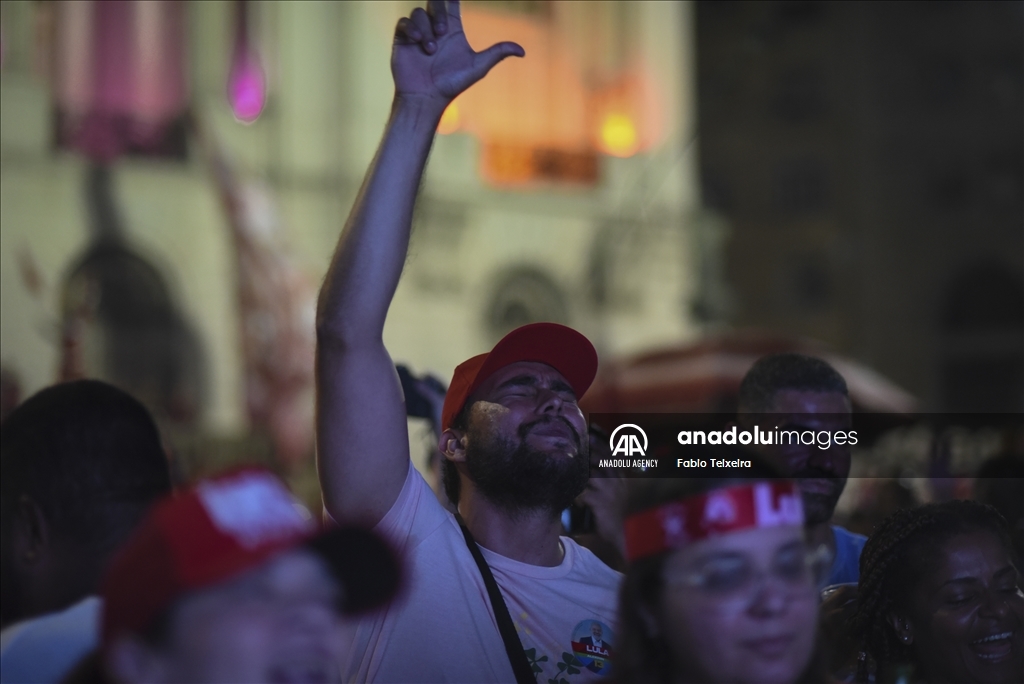 Luiz Inacio Lula da Silva terpilih sebagai Presiden Brasil