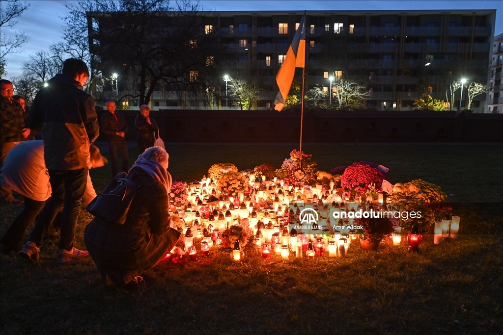 Azizler Günü'nde hayatını kaybeden Ukraynalılar, Polonya'nın Krakow kentinde anıldı