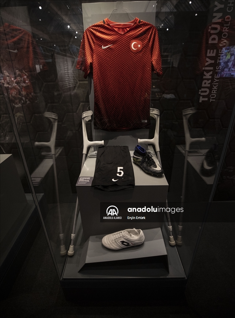 Türk Futbol Tarihi Sergisi ziyaretçilerini ağırlıyor