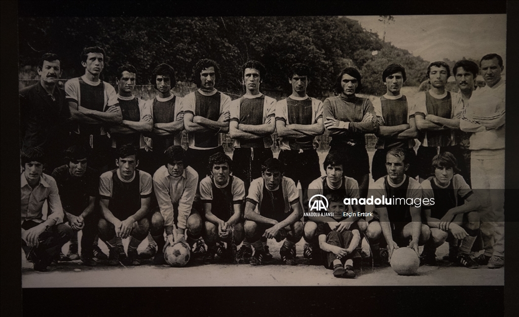 Türk Futbol Tarihi Sergisi ziyaretçilerini ağırlıyor