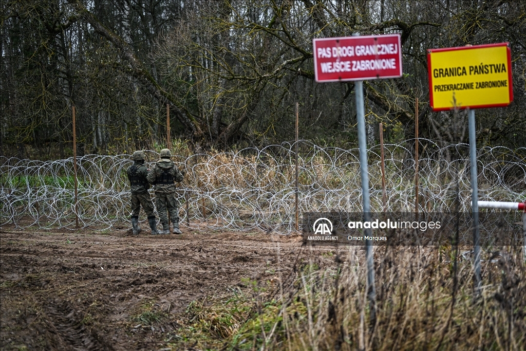 Poland starts to build barbed wire fence with Russian exclave Kaliningrad