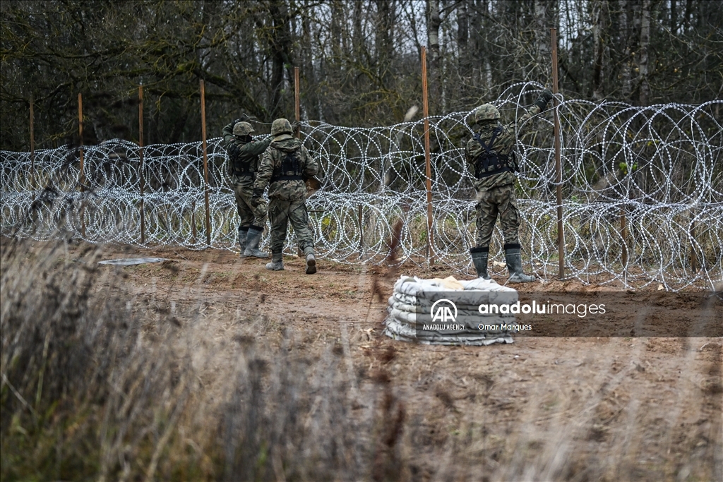 Poland starts to build barbed wire fence with Russian exclave Kaliningrad