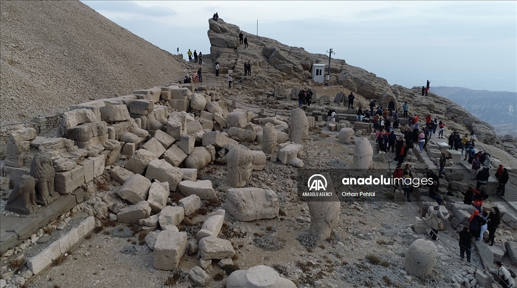 تركيا.. جبل نمرود يستقطب قرابة 223 ألف زائر