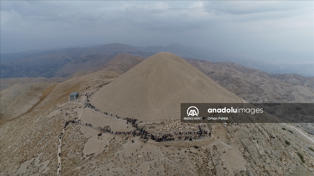 تركيا.. جبل نمرود يستقطب قرابة 223 ألف زائر