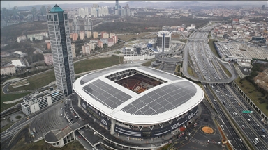 Çatısına güneş enerjisi panelleri kurulan Nef Stadı, Guinness Rekorlar Kitabı'nda