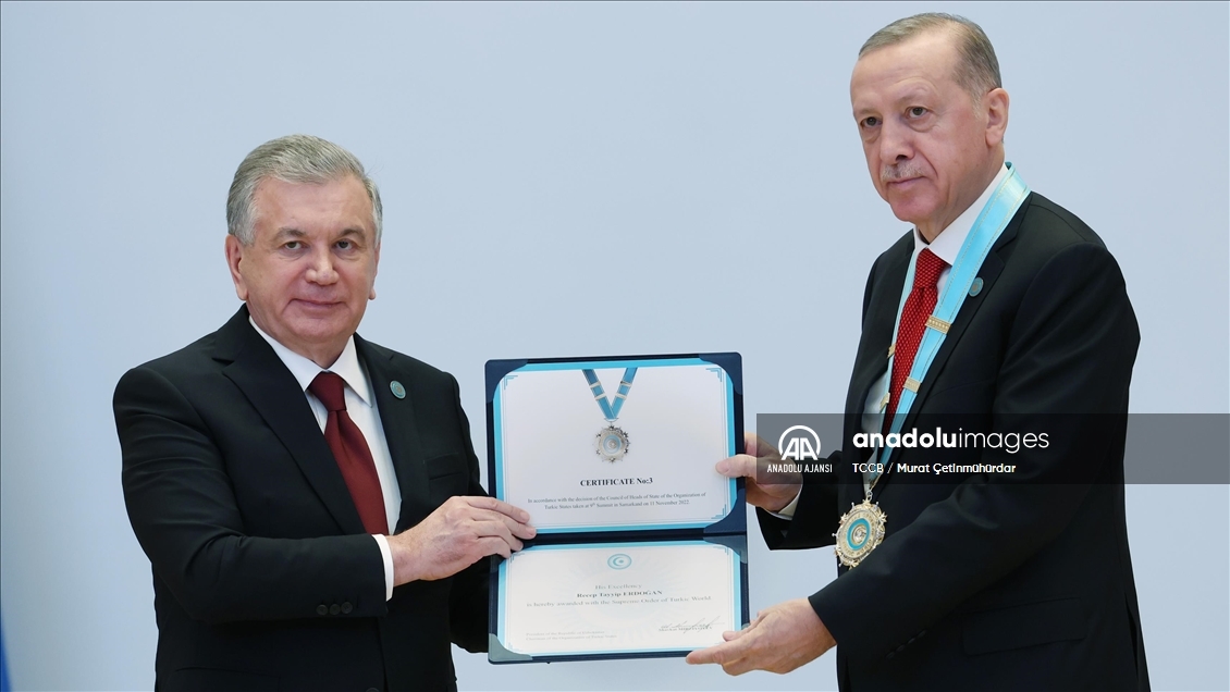 Cumhurbaşkanı Erdoğan'a Semerkant'ta "Türk Dünyası Ali Nişanı" verildi