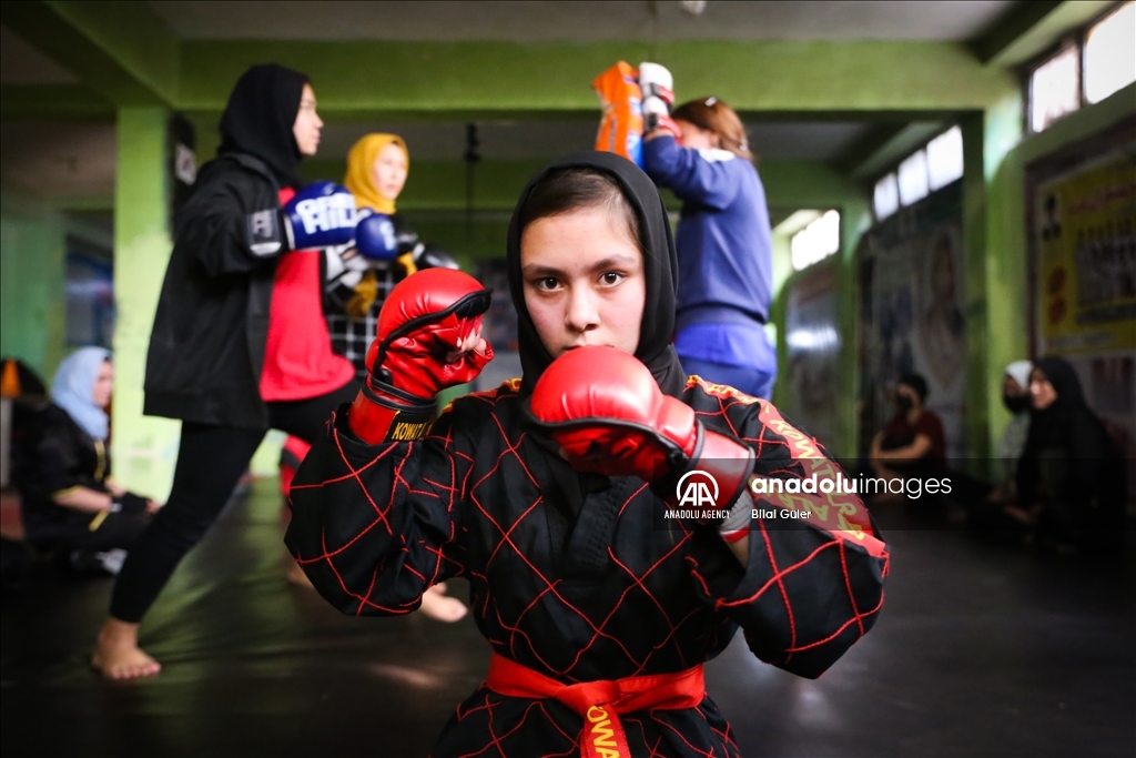 مبارزه دختران افغانستان با محدودیت‌های ورزشی طالبان