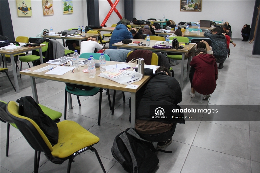 Türkiye genelinde "Çök Kapan Tutun" tatbikatı yapıldı