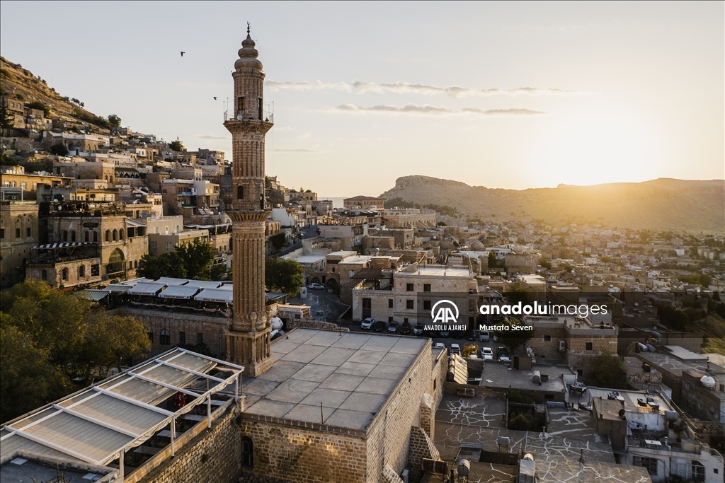 Mardin'de bazı tarihi mekanlar dron ile görüntülendi