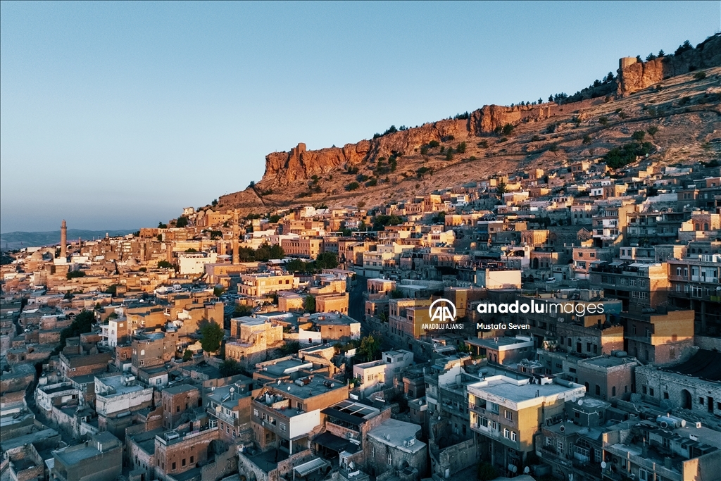 Mardin'de bazı tarihi mekanlar dron ile görüntülendi