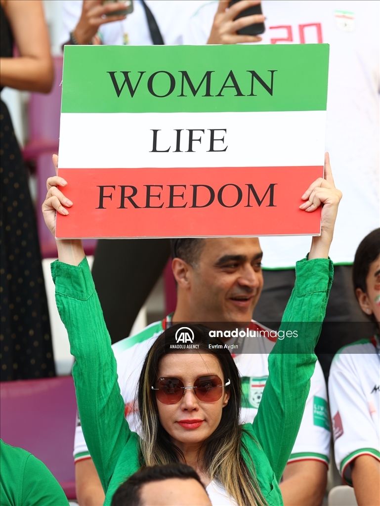 دیدار تیم‌های ملی فوتبال ایران و انگلیس در جام‌جهانی قطر 