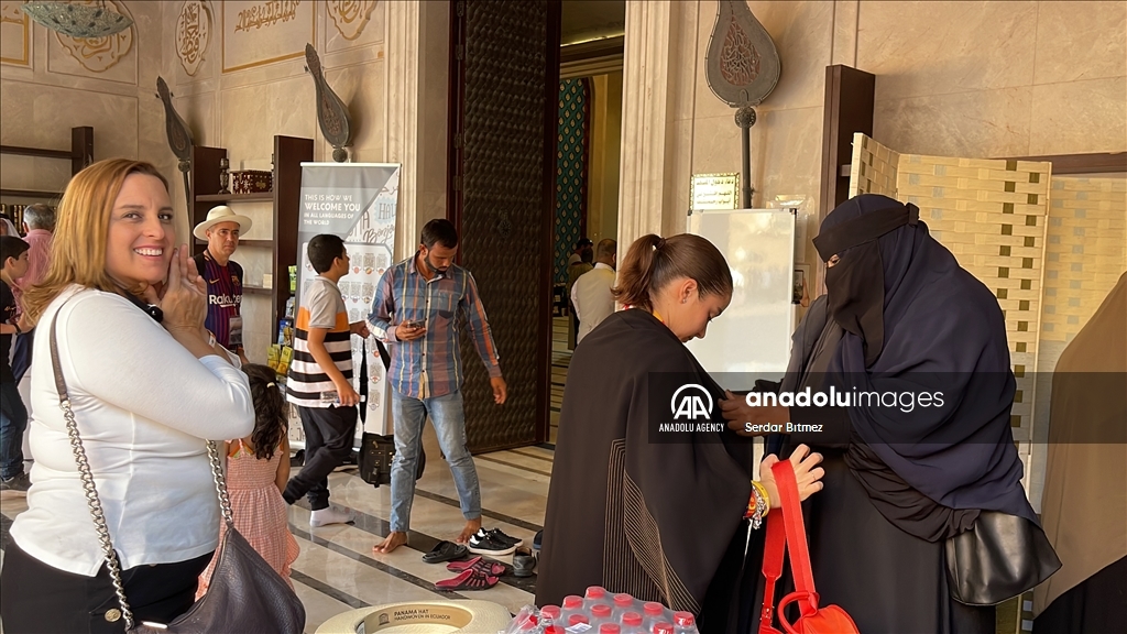 طرفداران فوتبال در قطر با اسلام آشنا می‌شوند