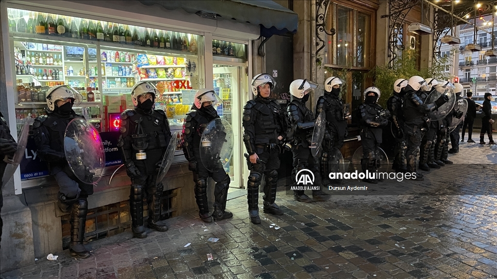 Belçika'da yaşayan Faslılar galibiyeti kutladı