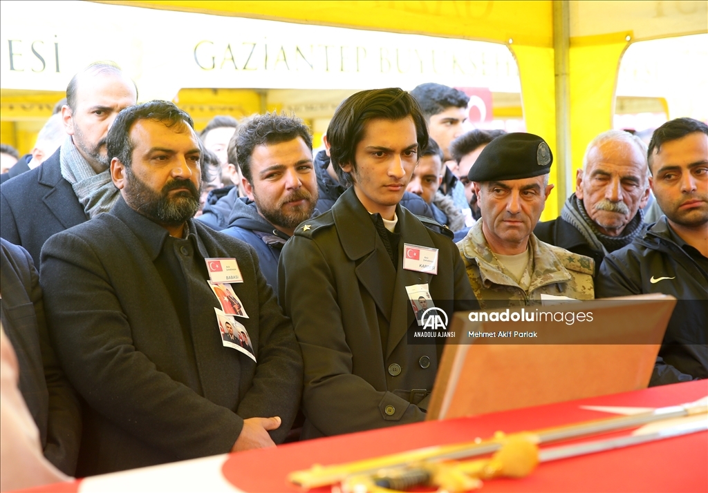 Şehit Piyade Teğmen Duabey Onur Öztürkmen Gaziantep’te son yolculuğuna uğurlandı