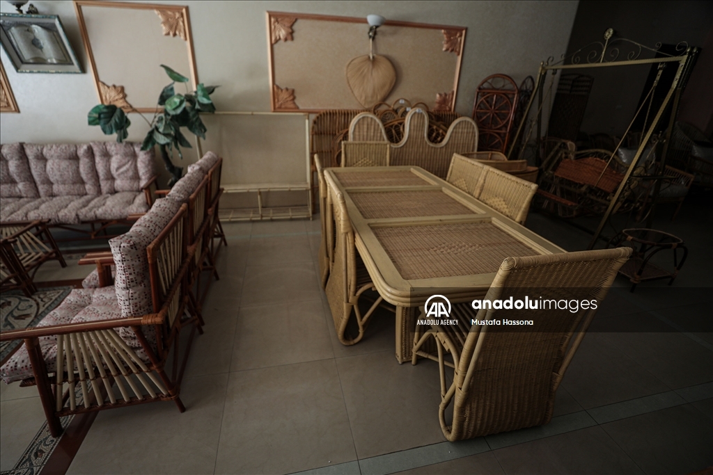 مشغولات الخيزران في غزة.. حرفة عريقة تقاوم الفناء