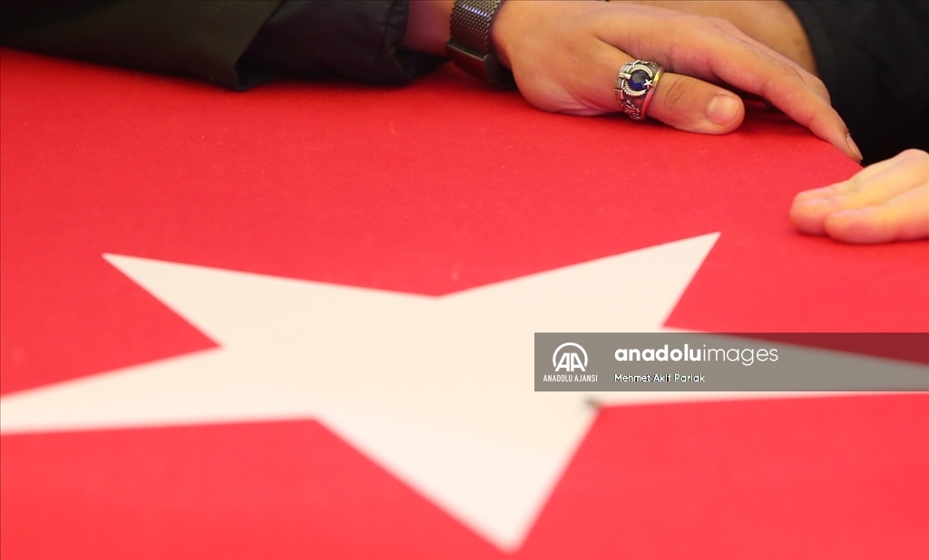 Şehit Piyade Teğmen Duabey Onur Öztürkmen Gaziantep’te son yolculuğuna uğurlandı