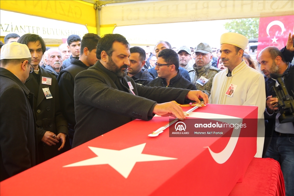 Şehit Piyade Teğmen Duabey Onur Öztürkmen Gaziantep’te son yolculuğuna uğurlandı