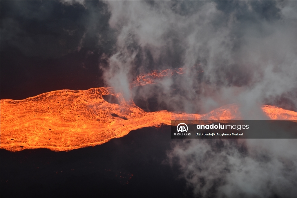 Dünyanın en büyük aktif yanardağı Mauna Loa 38 yıl sonra harekete geçti