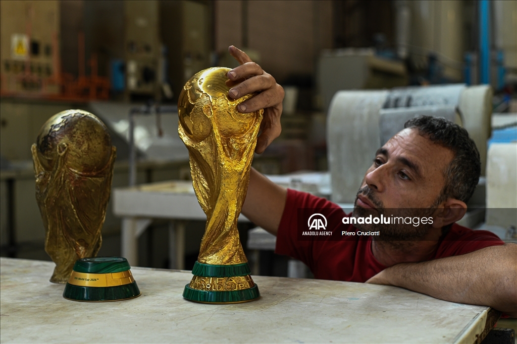 Inside look at World Cup trophy factory in Italy