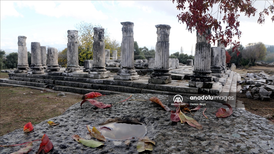 Lagina ve Stratonikeia antik kentlerinde sonbahar