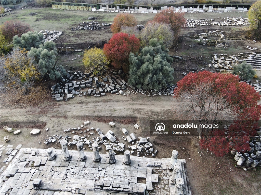Lagina ve Stratonikeia antik kentleri sonbaharda dron ile görüntülendi
