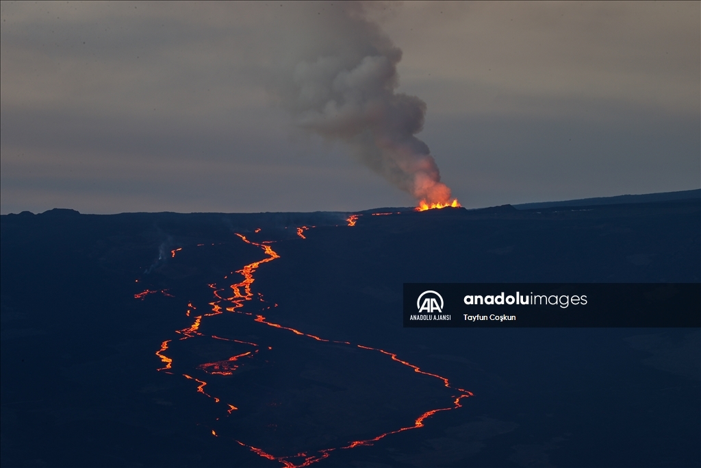 38 yıl sonra harekete geçen, Dünya'nın en büyük aktif yanardağı Mauna Loa'da gün doğumu