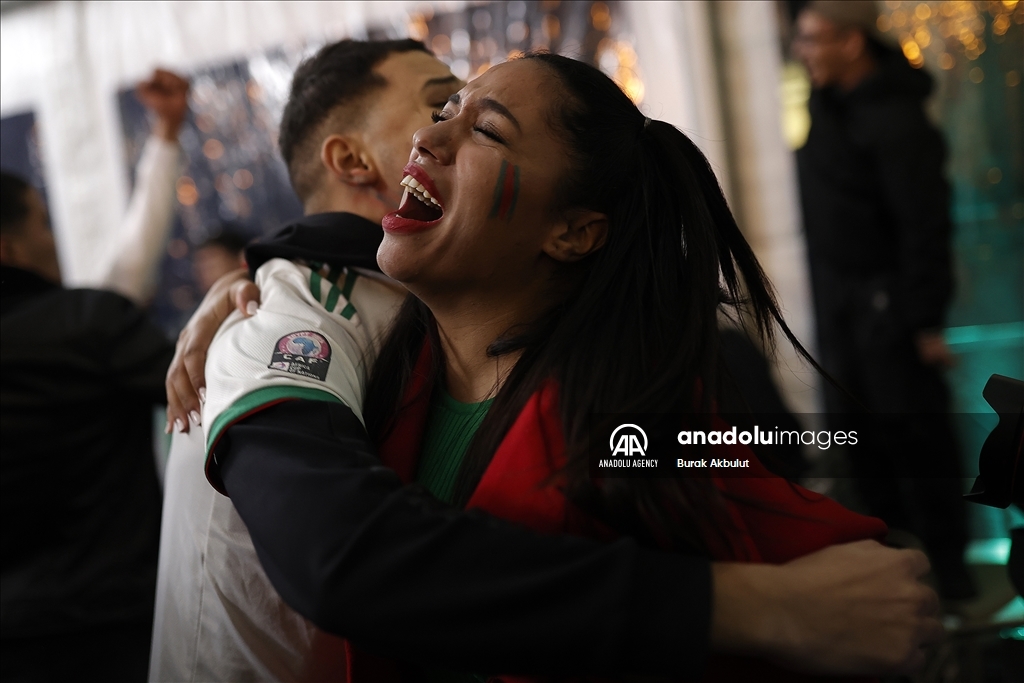 شادی خیابانی مردم مراکش پس از شکست اسپانیا در جام جهانی