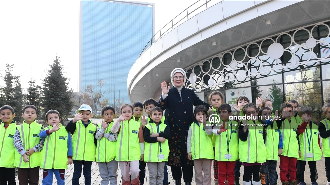 Emine Erdoğan "Sıfır Atık Eğitim ve Simülasyon Merkezi"nin açılışını yaptı