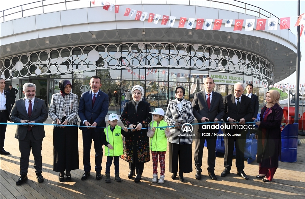 Emine Erdoğan "Sıfır Atık Eğitim ve Simülasyon Merkezi"nin açılışını yaptı