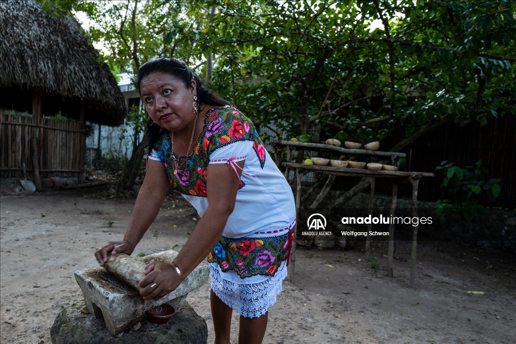 Touristic and Mayan culinary aspects of Mexico's Yucatan