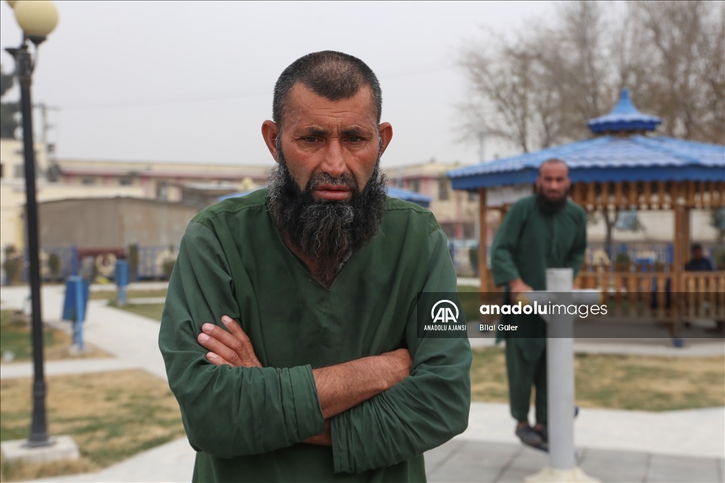 Afganistan'da uyuşturucu bağımlıları imkansızlıklar içinde tedavi arayışında