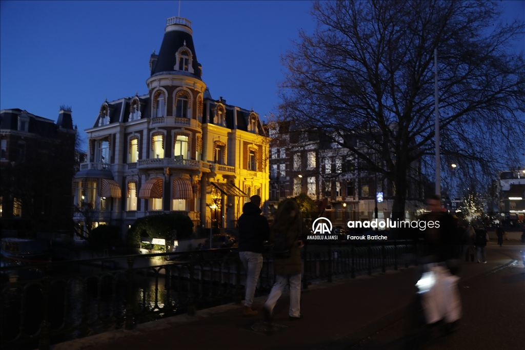 Amsterdam'da Noel hazırlıkları