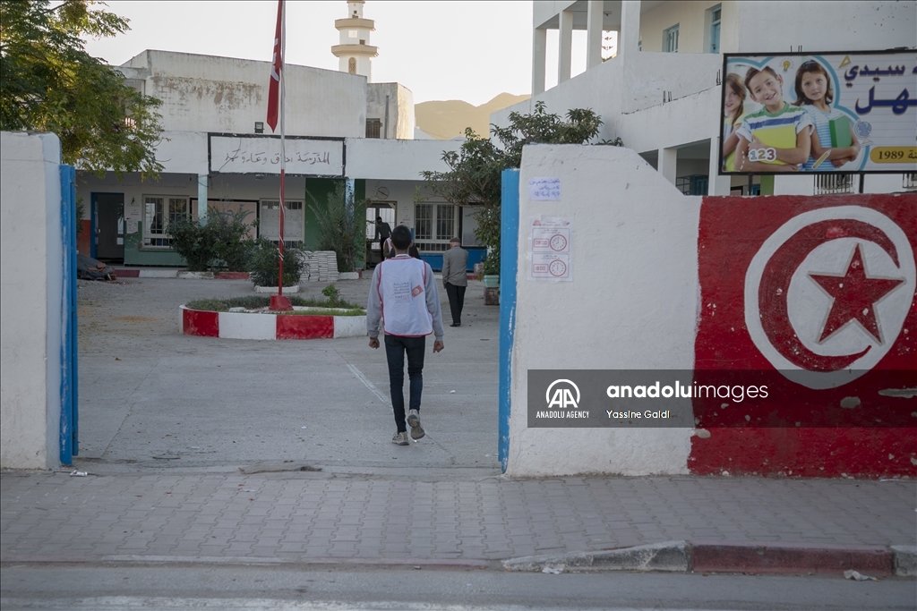 تونس.. انطلاق التصويت في الانتخابات التشريعية المبكرة