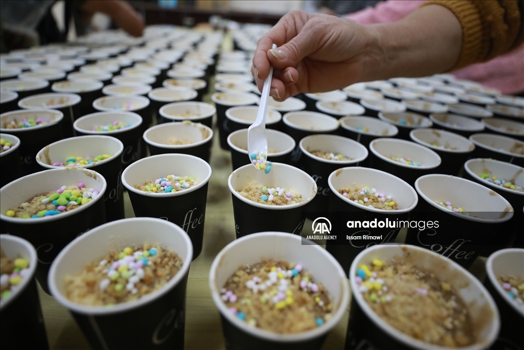 بحلوى "بربارة".. قرية فلسطينية تحيي رحيل قديسة قتلها الوثنيون