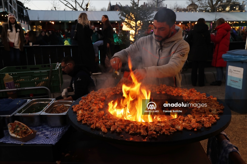Amsterdam'da Noel hazırlıkları