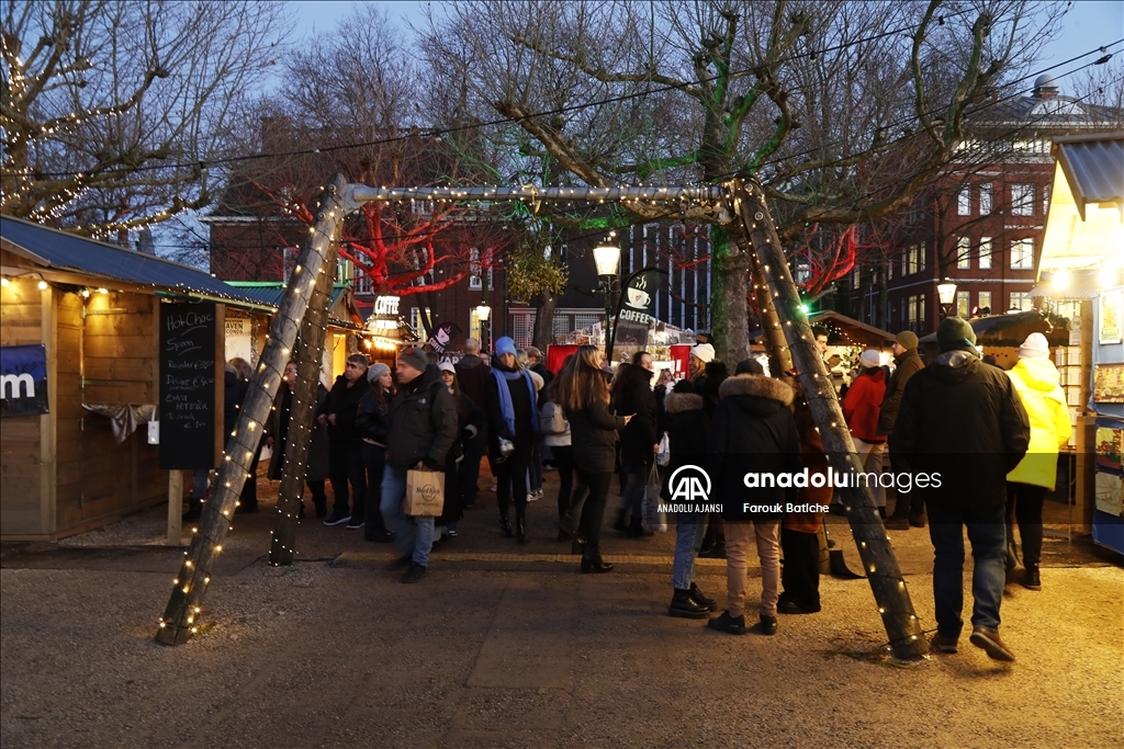 Amsterdam'da Noel hazırlıkları