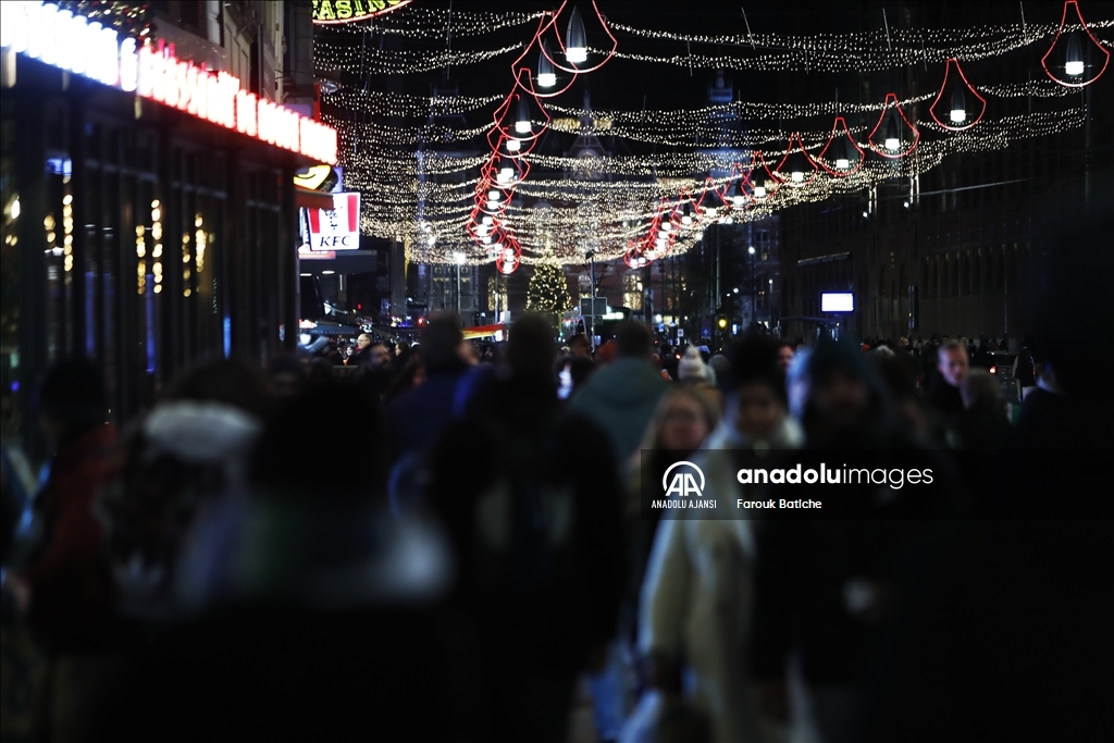 Amsterdam'da Noel hazırlıkları